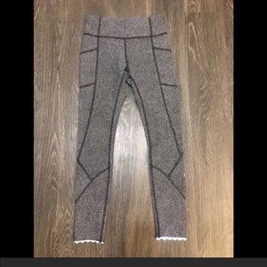 Lululemon tight stuff crop legging